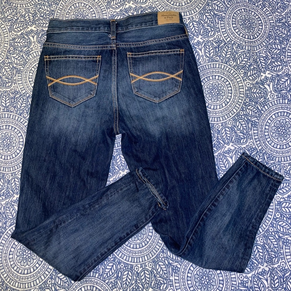 00R Abercrombie Jeans